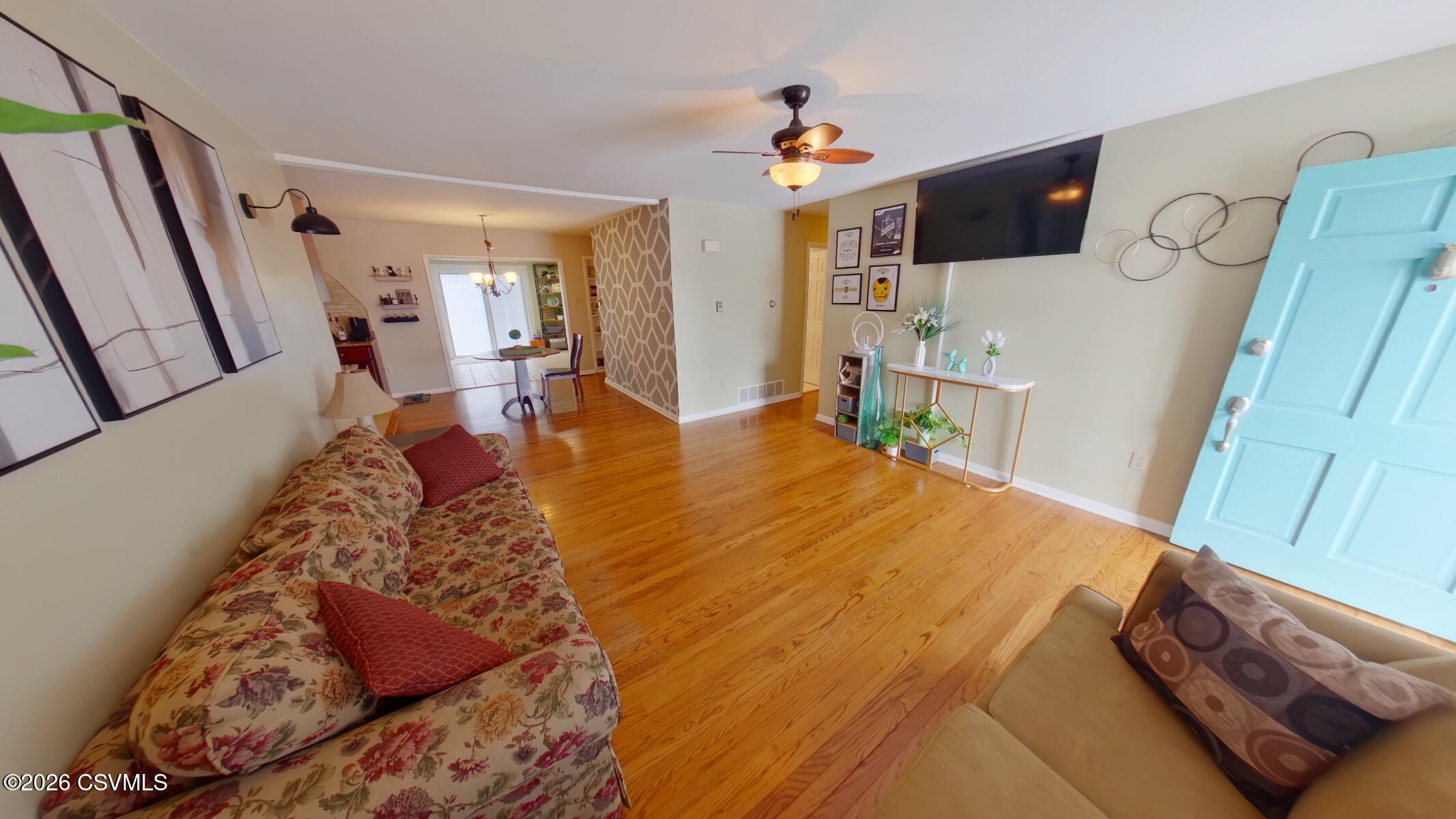 601 COUNTRY CLUB Drive