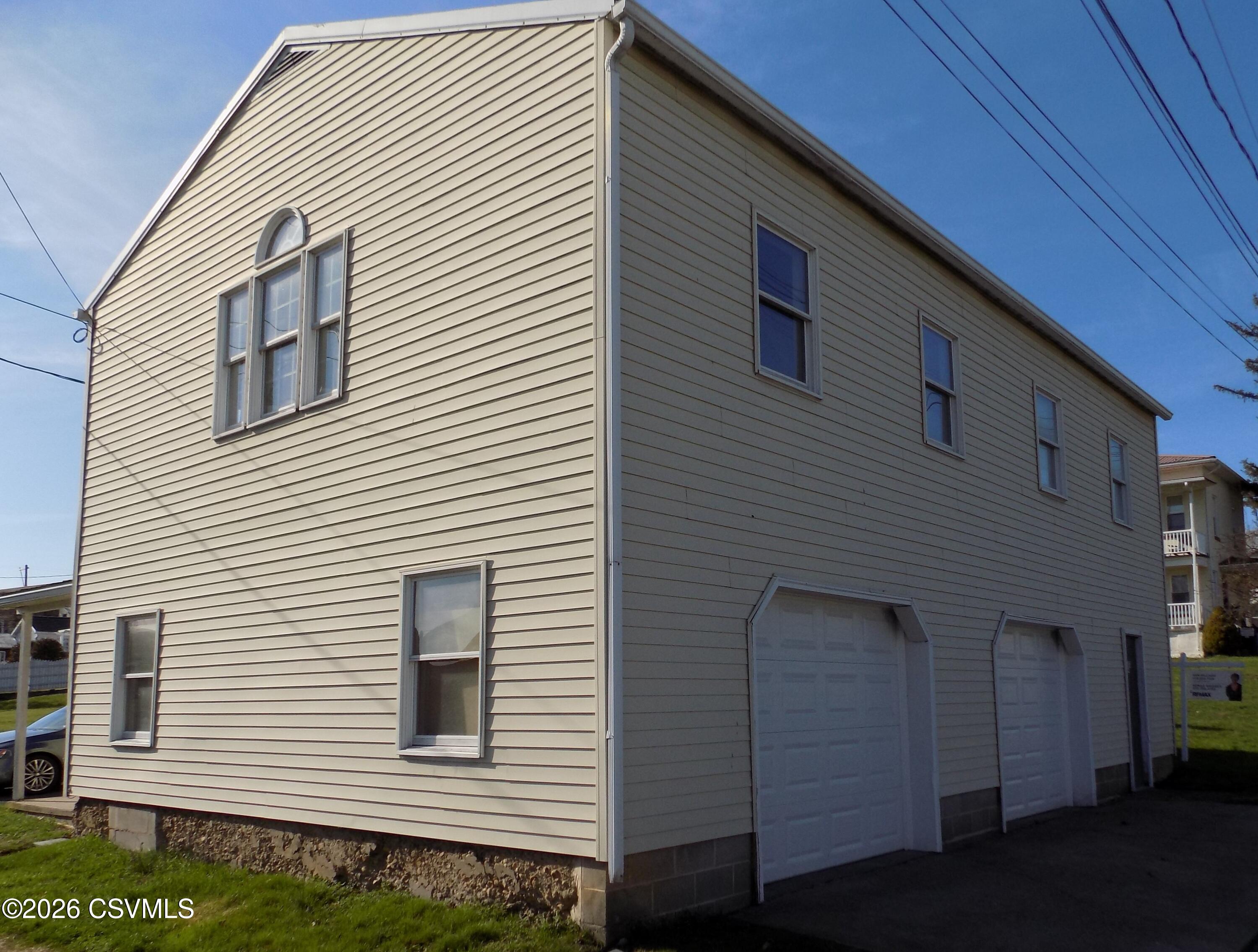 524 FRONT & 117 HAZEL Street