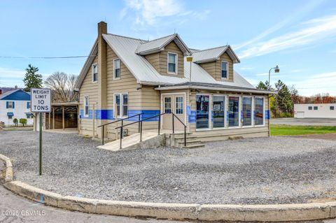 Properties 18 1538 N SUSQUEHANNA Trail Selinsgrove PA 17870