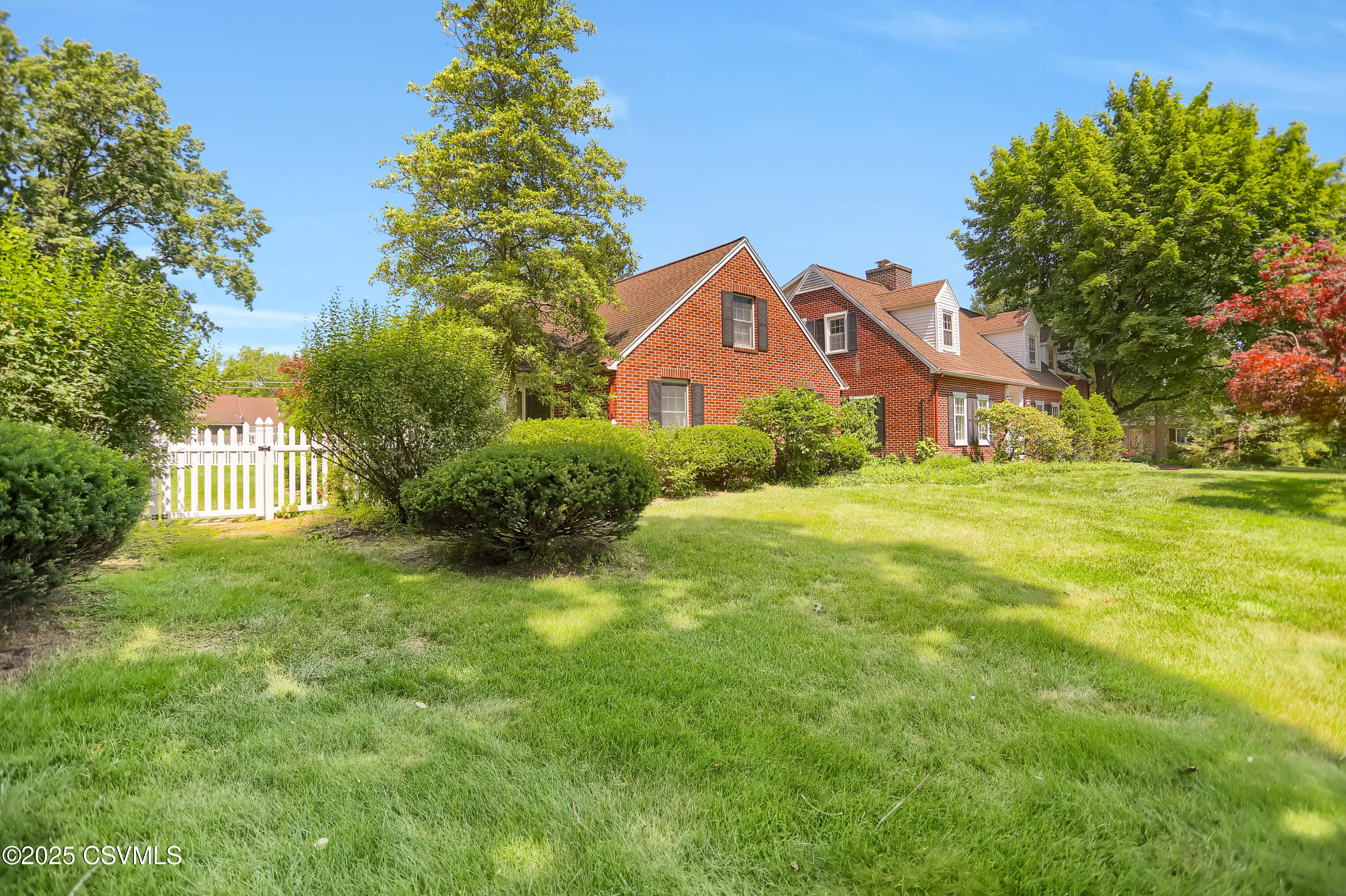 612 STEIN Lane