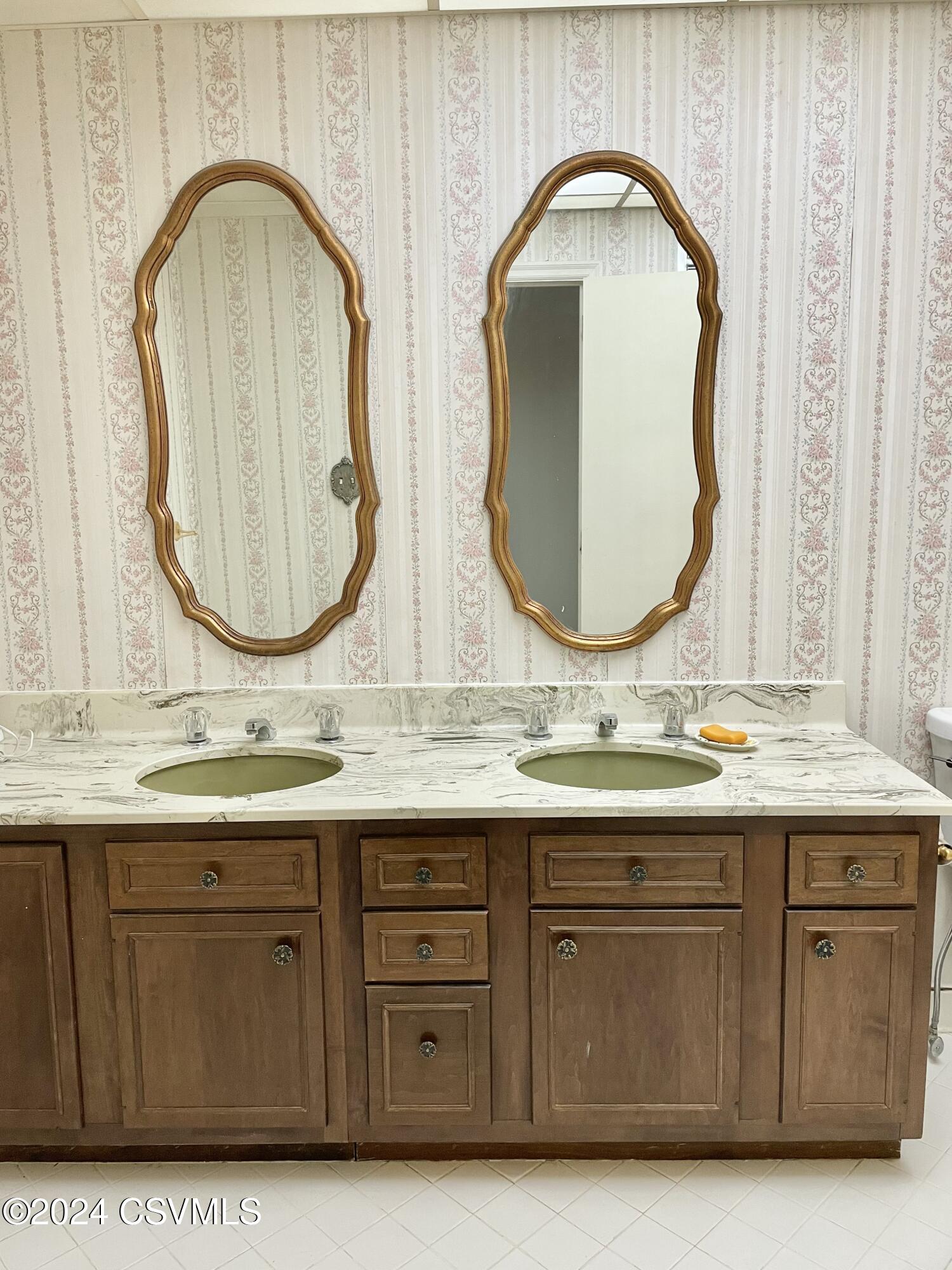 Lewisburg, Pennsylvania 17837, United States, 3 Bedrooms Bedrooms, ,3 BathroomsBathrooms,Residential,Active,30700