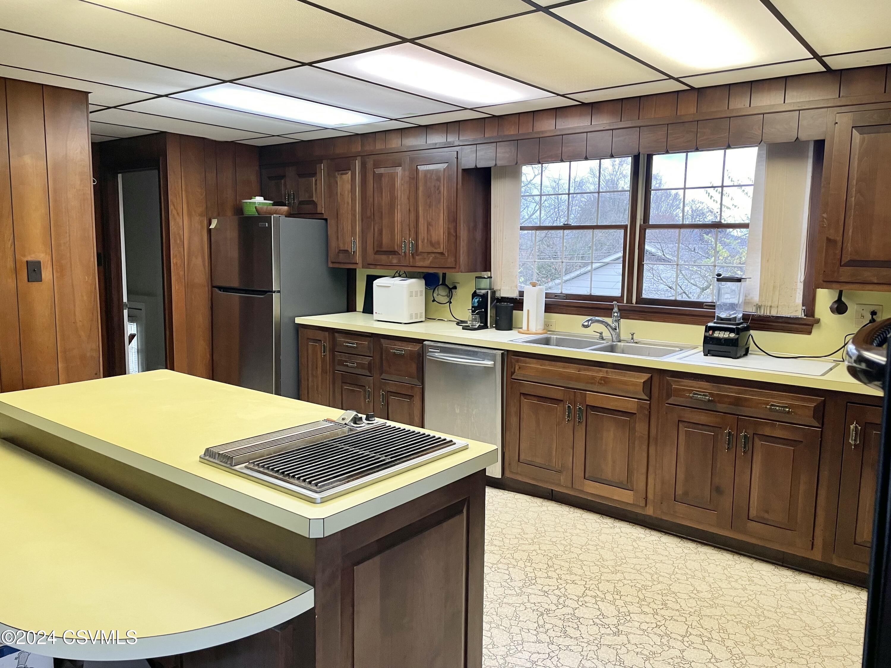 Lewisburg, Pennsylvania 17837, United States, 3 Bedrooms Bedrooms, ,3 BathroomsBathrooms,Residential,Active,30700