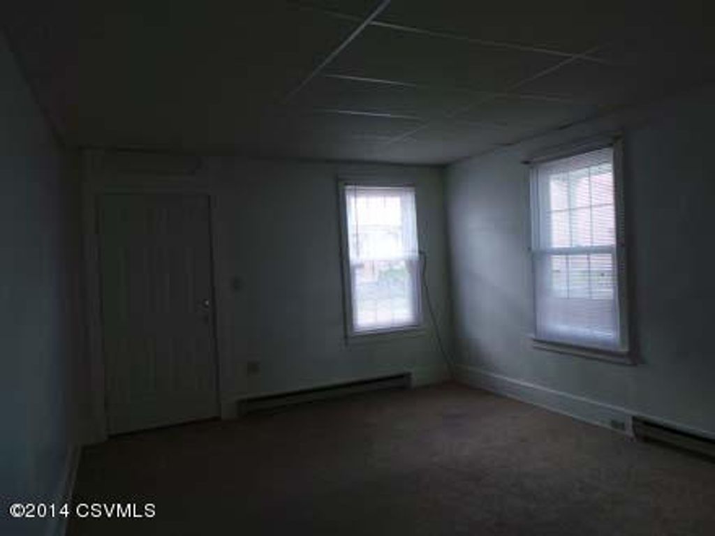 631 Main Street, McAlisterville, PA 17049 | MLS 20-59694 | Listing ...