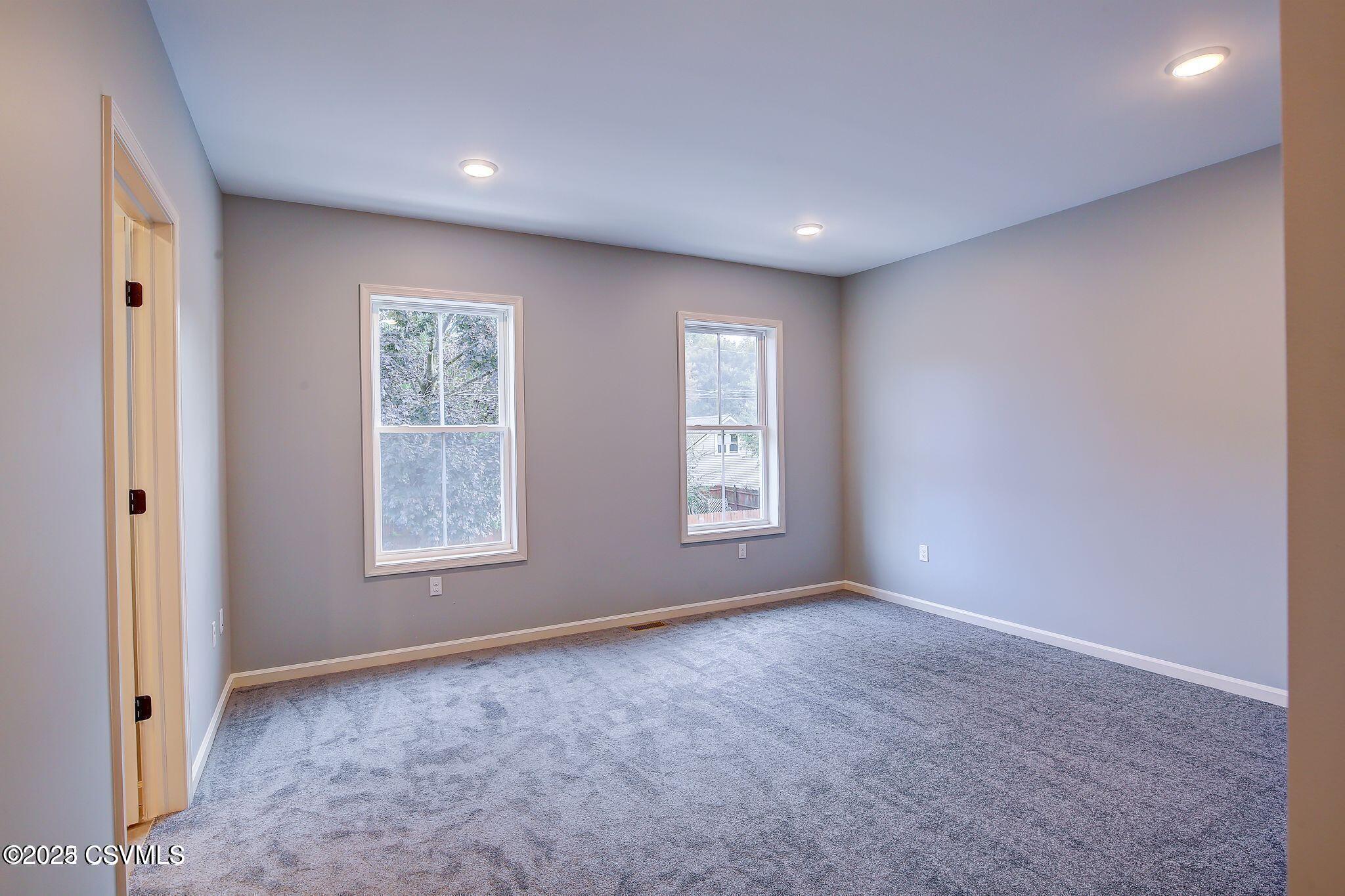 Lewisburg, Pennsylvania 17837, United States, 3 Bedrooms Bedrooms, ,3 BathroomsBathrooms,Residential,Active,156032