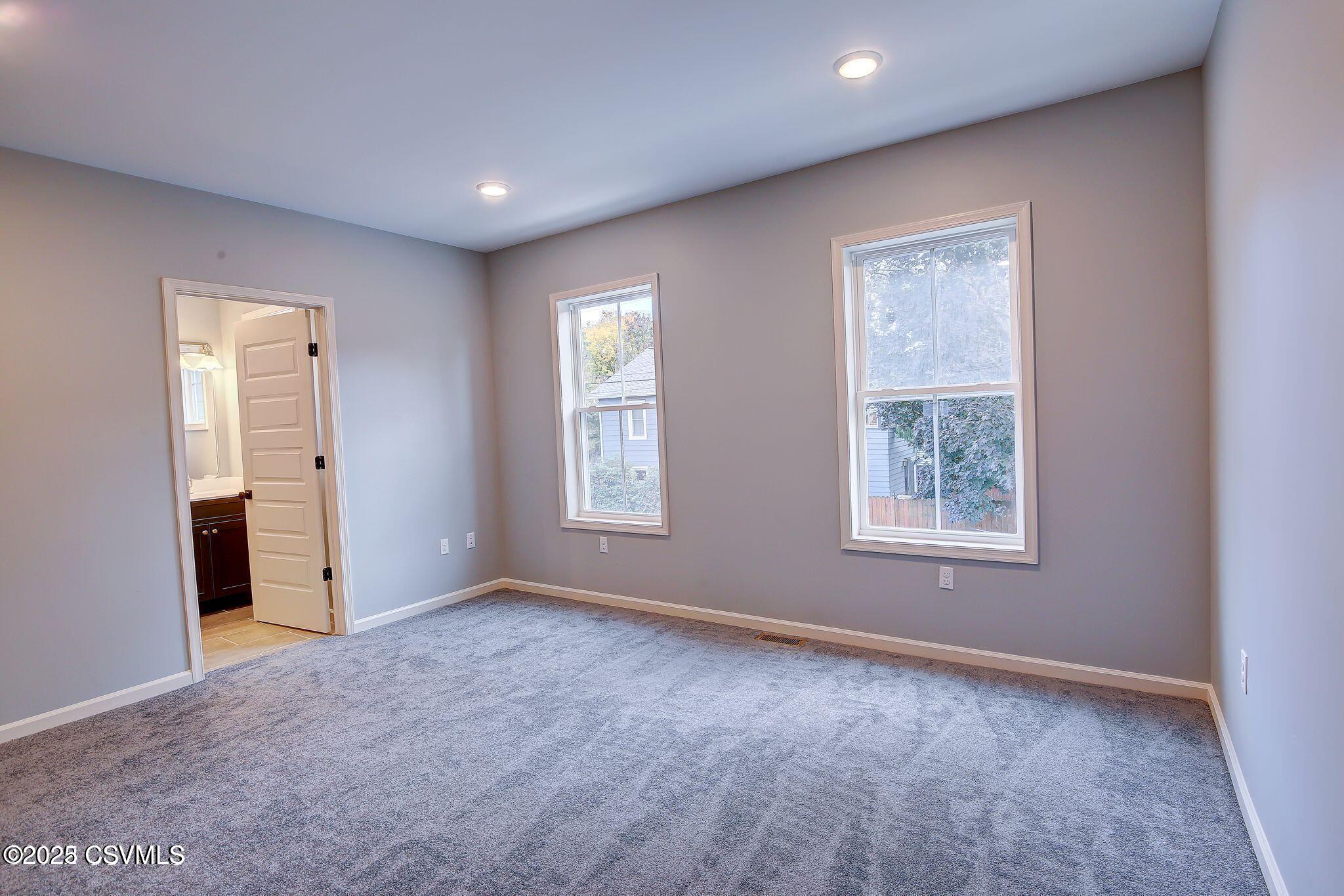 Lewisburg, Pennsylvania 17837, United States, 3 Bedrooms Bedrooms, ,3 BathroomsBathrooms,Residential,Active,156032