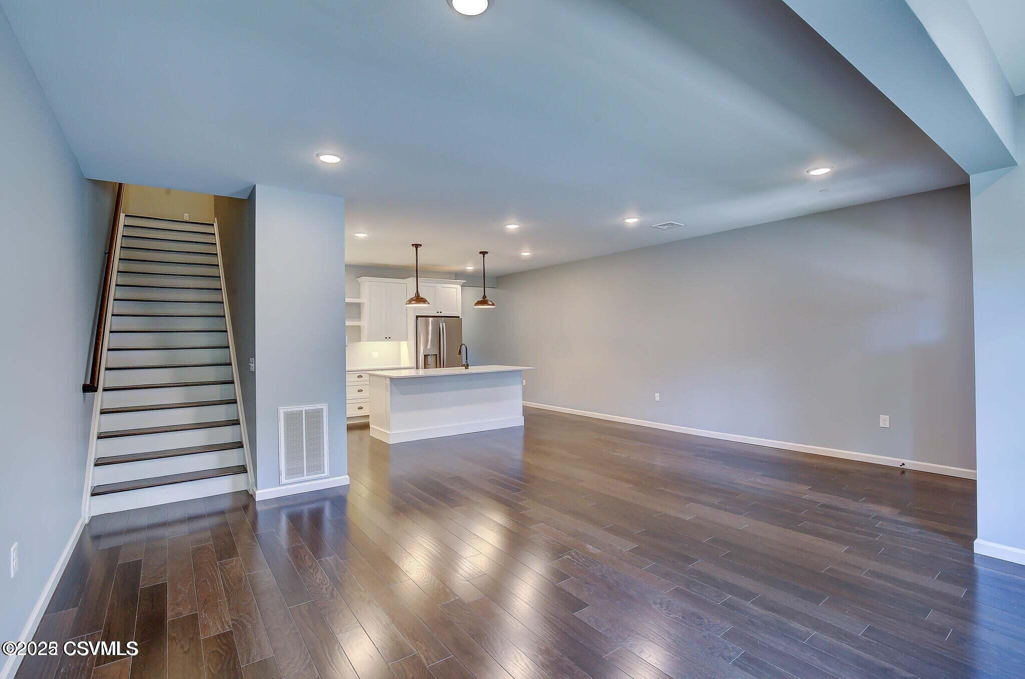 Lewisburg, Pennsylvania 17837, United States, 3 Bedrooms Bedrooms, ,3 BathroomsBathrooms,Residential,Active,156032