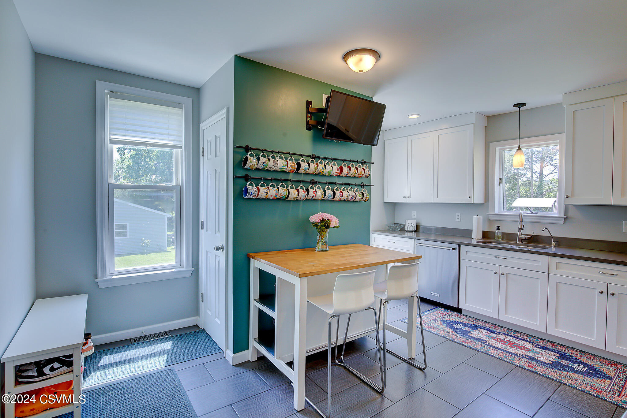 Danville, Pennsylvania 17821, United States, 3 Bedrooms Bedrooms, ,3 BathroomsBathrooms,Residential,Active,53087