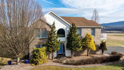 Bloomsburg 34 114 OLD FIELD Drive Bloomsburg PA 17815