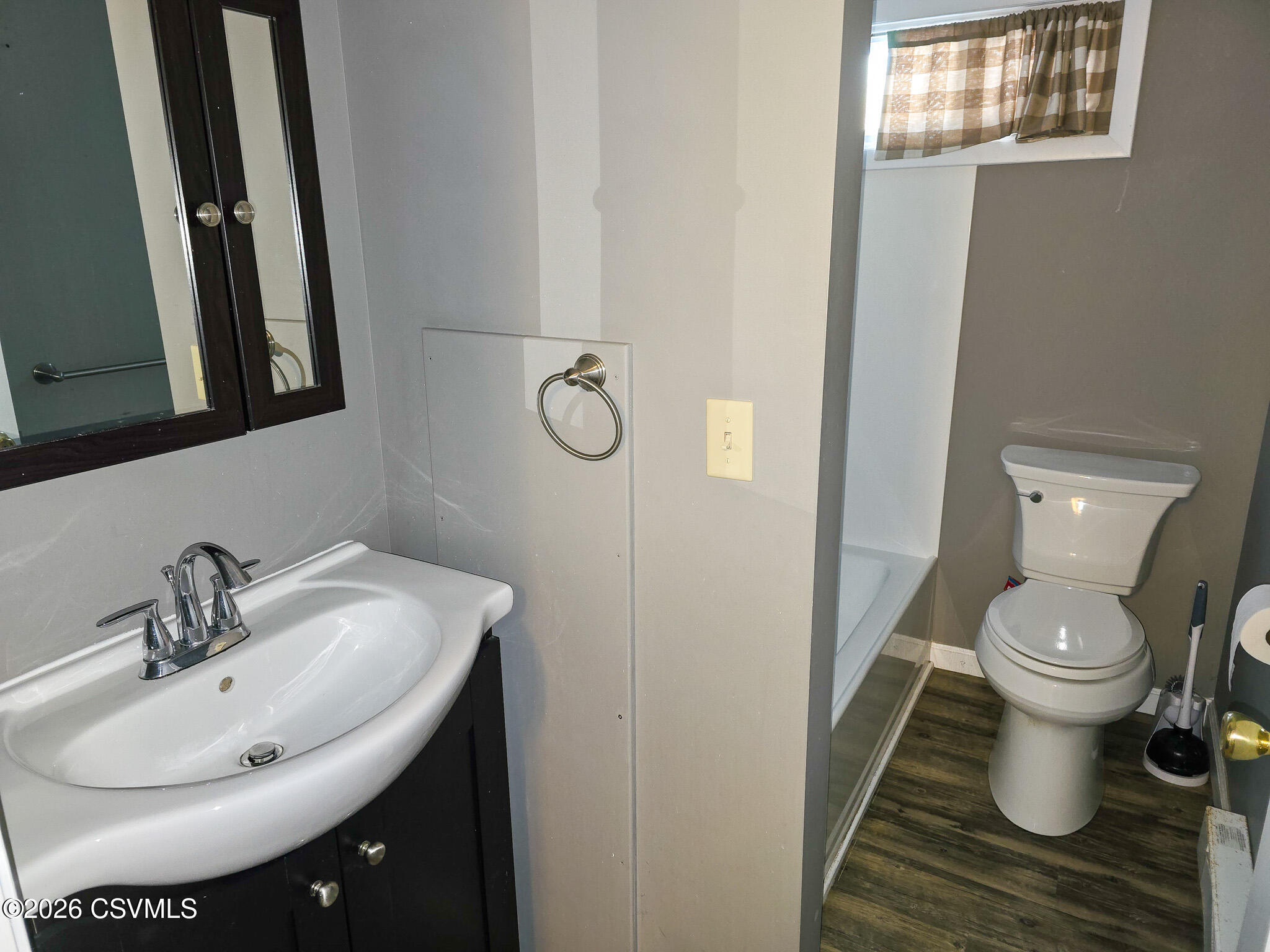 Properties 5 345 EAST 4TH Street