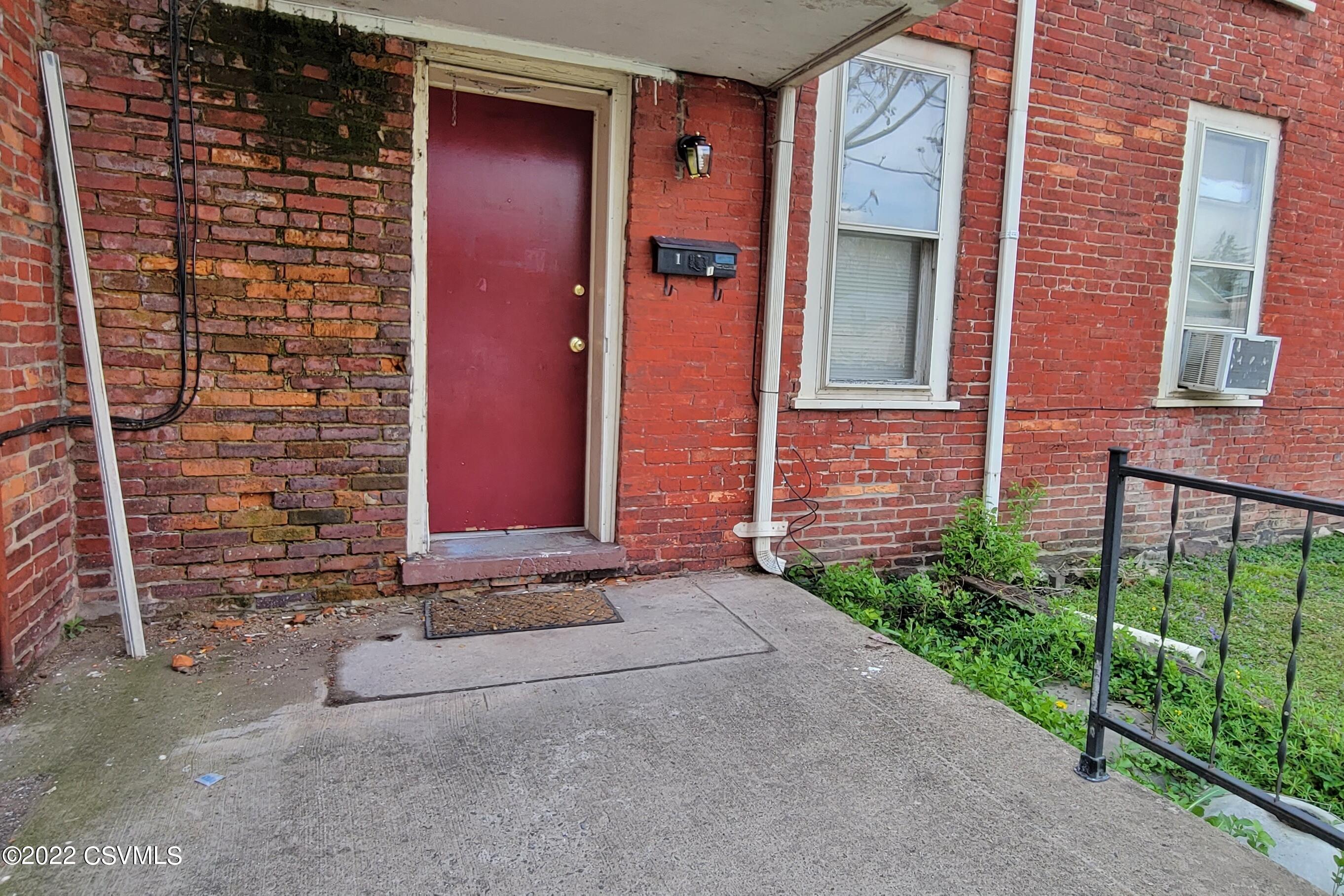 30 QUEEN Street, Northumberland, PA 17857 MLS 2090669 Listing