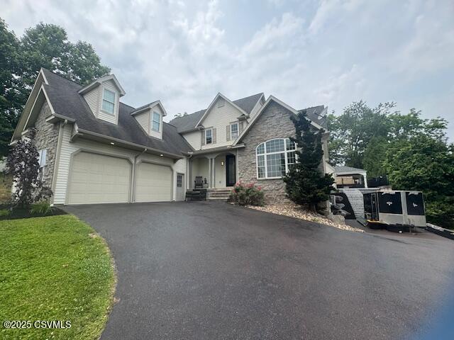 9 CRESTMONT Circle