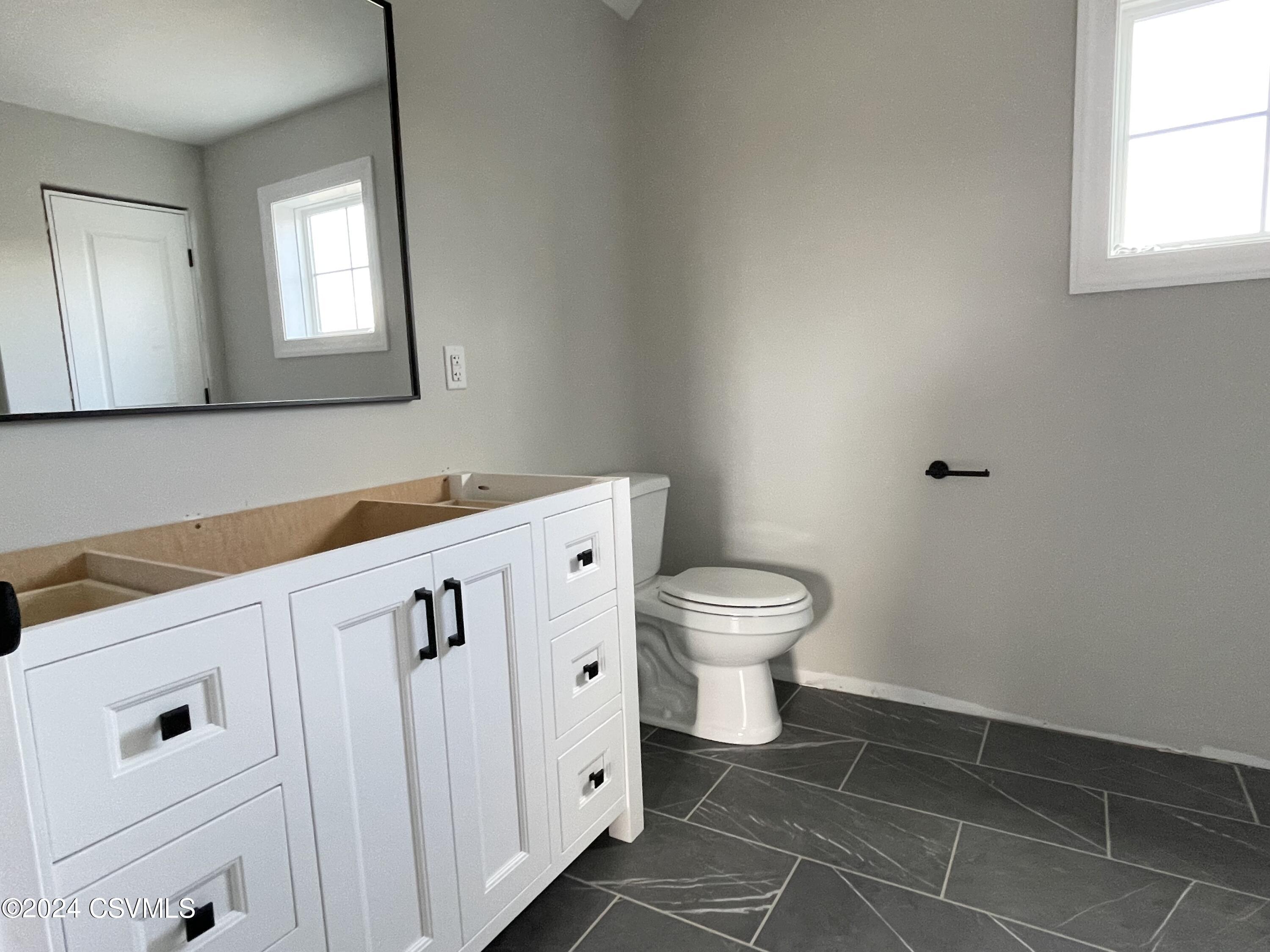 Lewisburg, Pennsylvania 17837, United States, 4 Bedrooms Bedrooms, ,4 BathroomsBathrooms,Residential,Active,64117