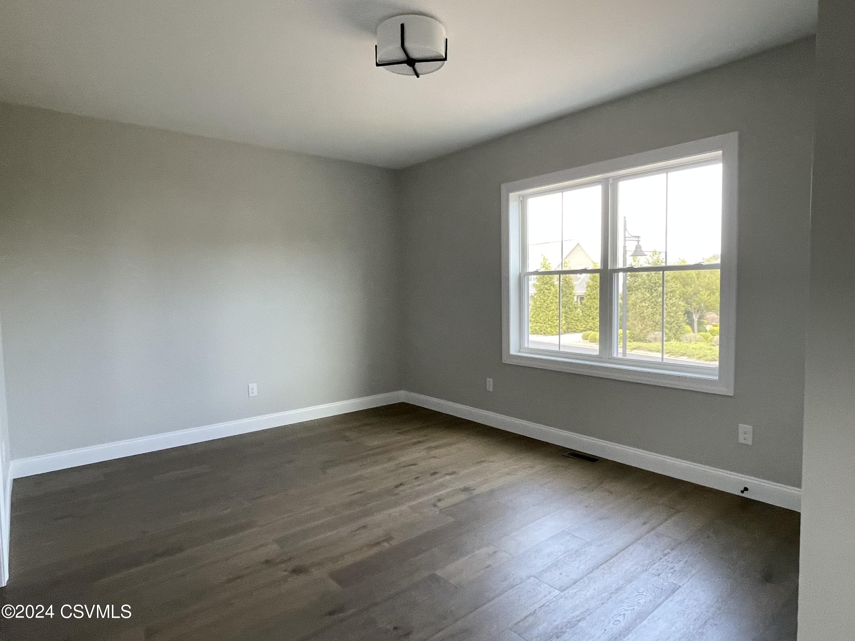 Lewisburg, Pennsylvania 17837, United States, 4 Bedrooms Bedrooms, ,4 BathroomsBathrooms,Residential,Active,64117