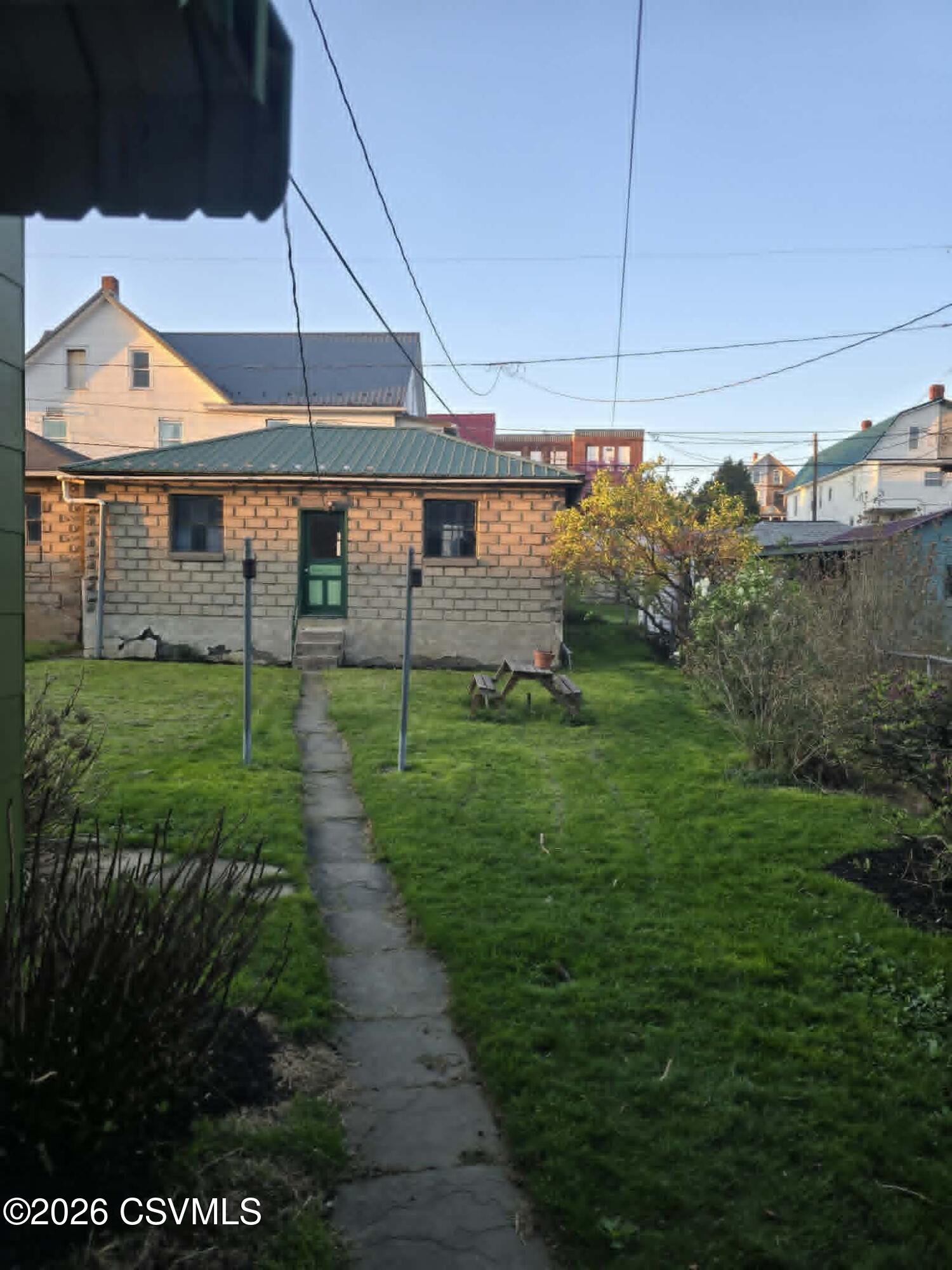 1108 WOLVERTON Street