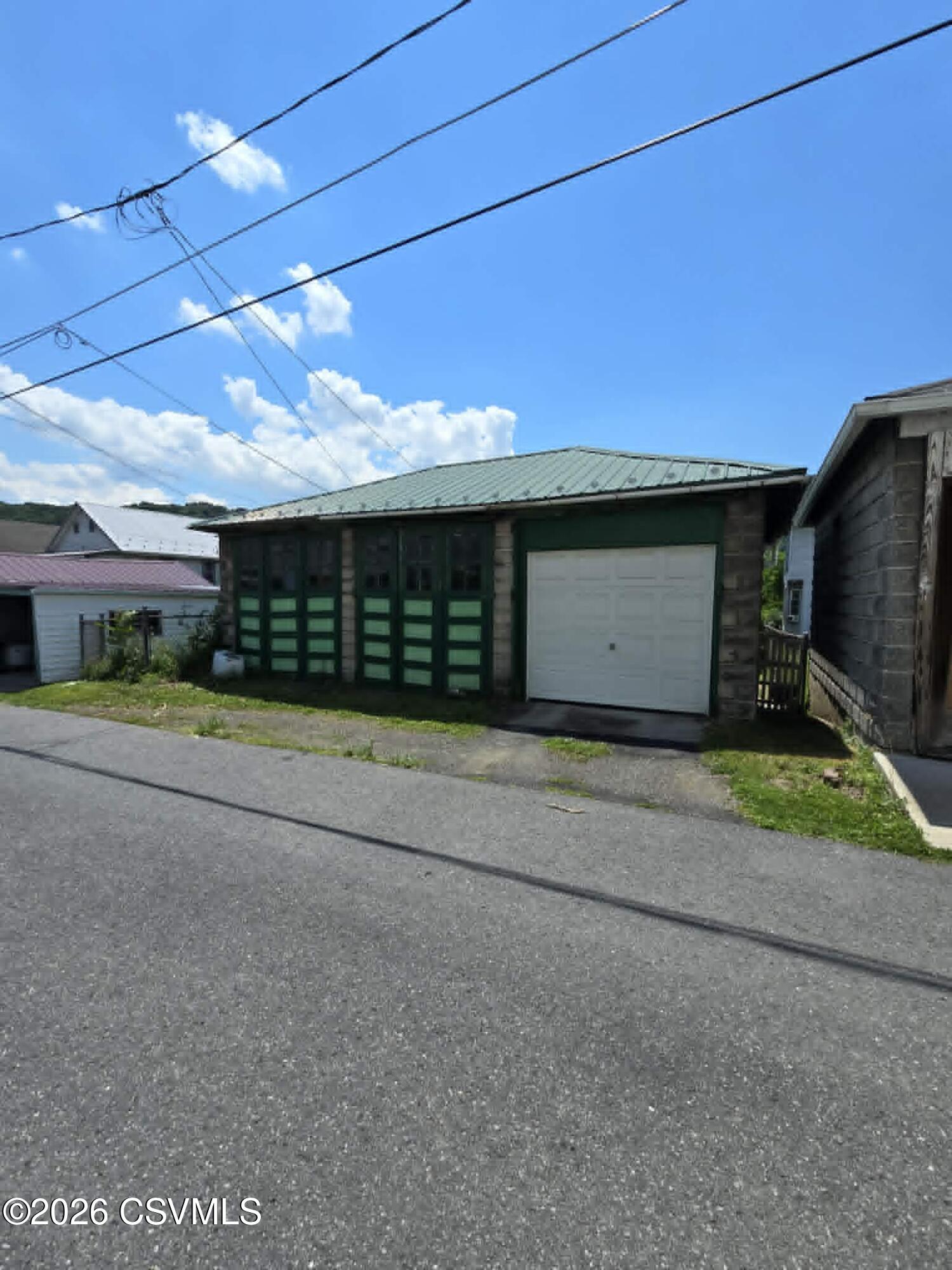 1108 WOLVERTON Street