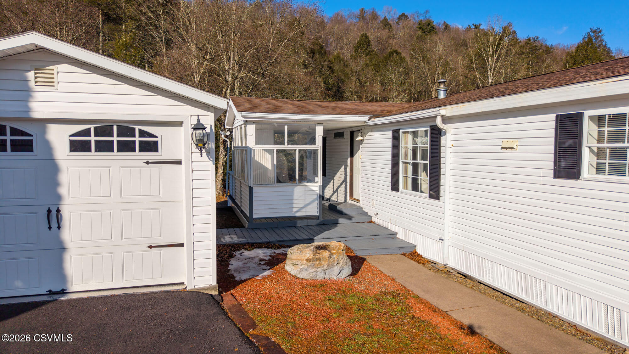 Properties 6 5063 route 487, lot #9