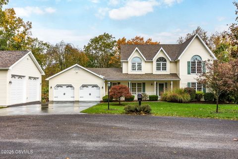 Danville 27 22 COUNTRY Road Danville PA 17821