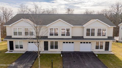 10 NICOLE Lane Hazleton PA 18201