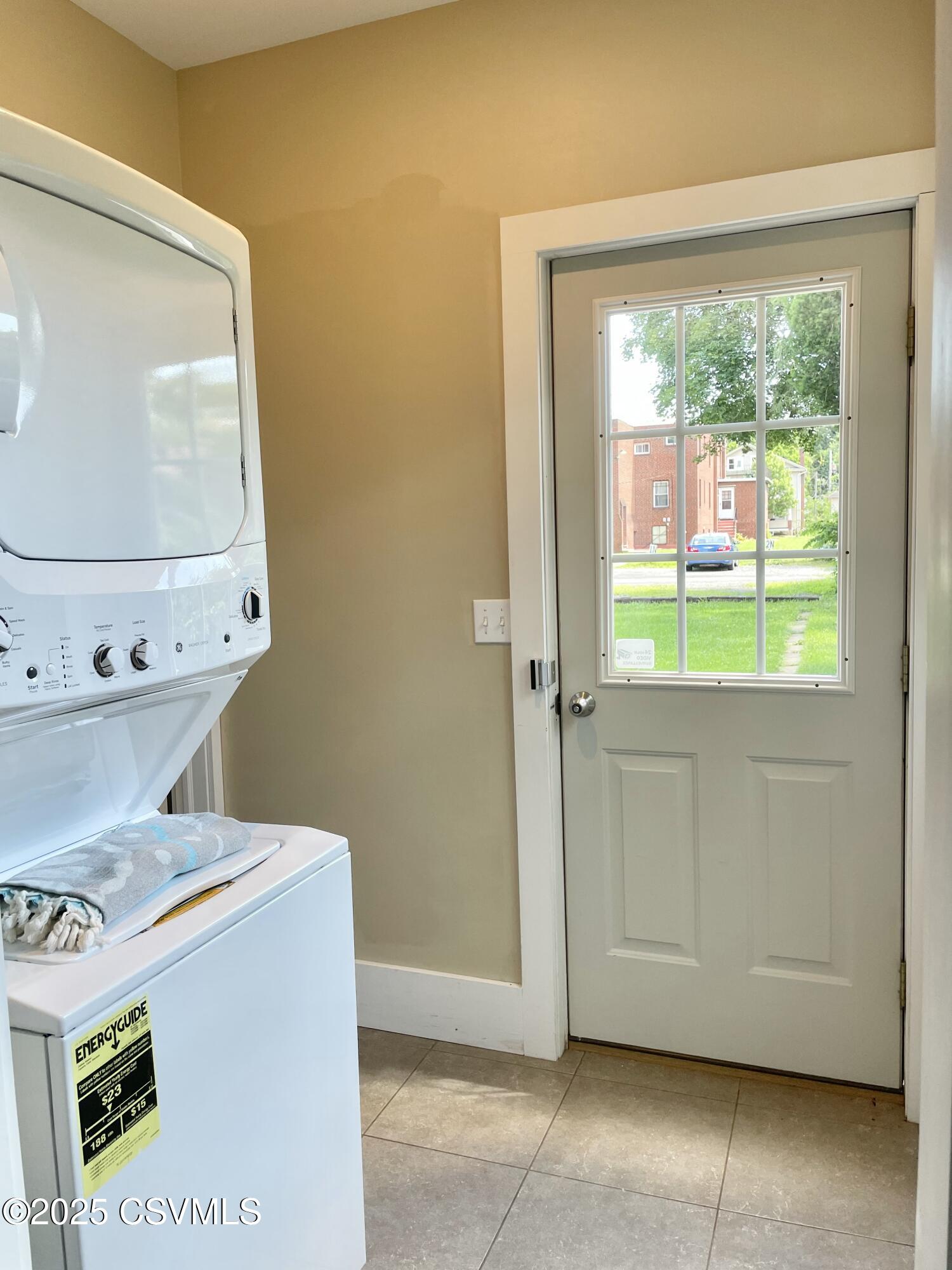 Lewisburg, Pennsylvania 17837, United States, 6 Bedrooms Bedrooms, ,4 BathroomsBathrooms,Residential,Active,164724