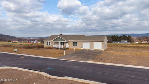 34 MIFFLIN Terrace Nescopeck PA 18635