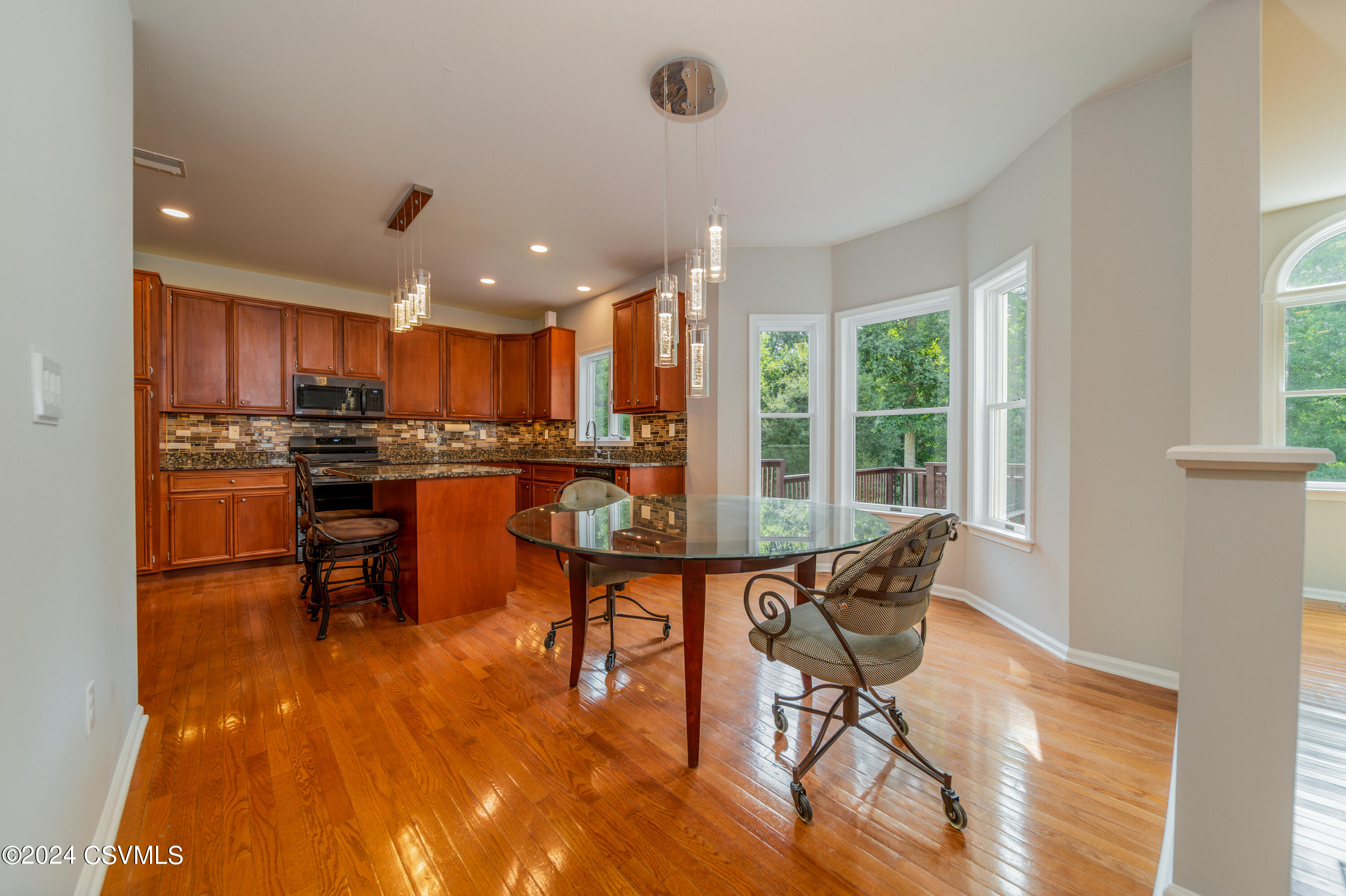 Drums, Pennsylvania 18222, United States, 5 Bedrooms Bedrooms, ,4 BathroomsBathrooms,Residential,Active,50247