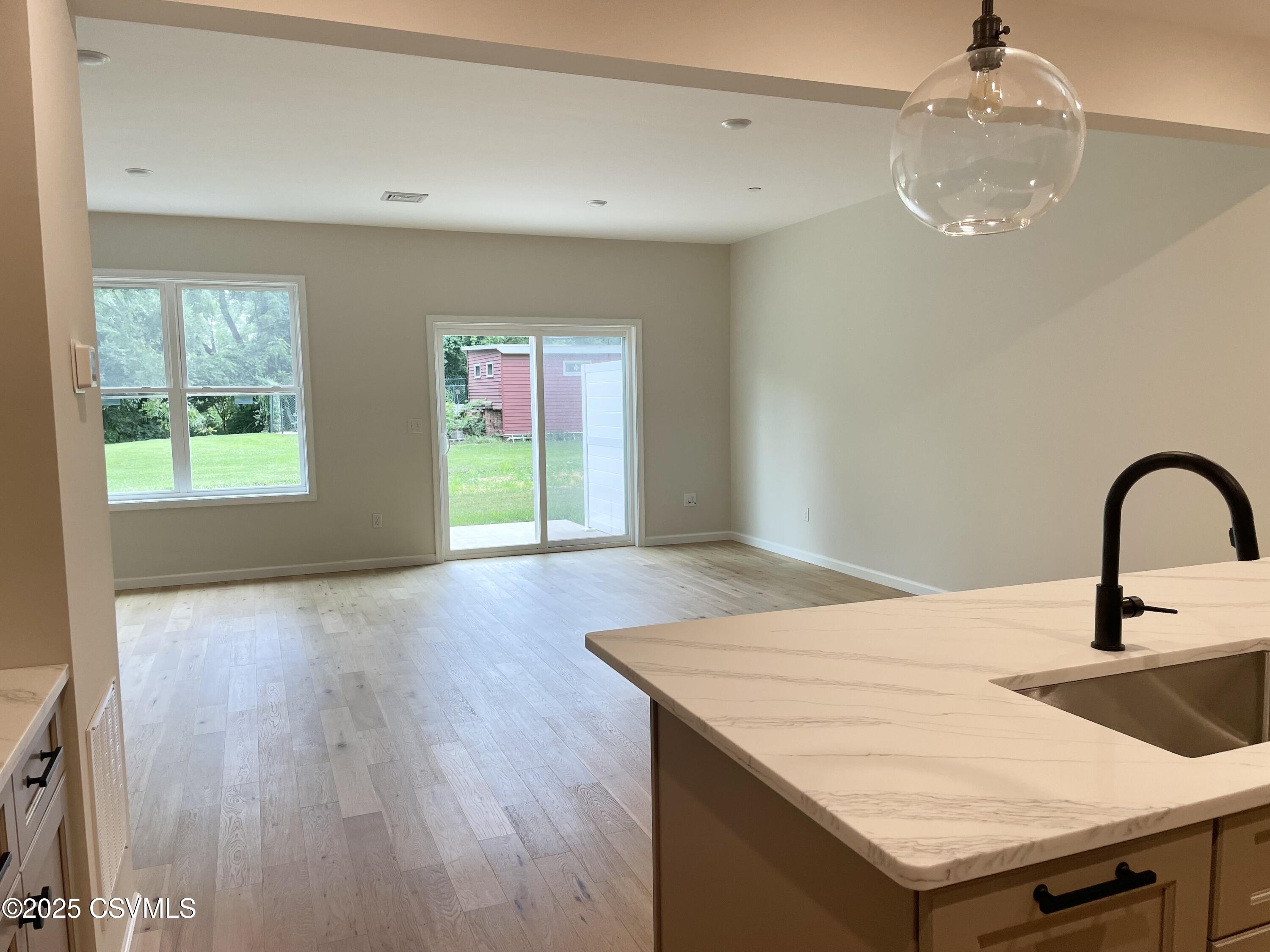 Lewisburg, Pennsylvania 17837, United States, 3 Bedrooms Bedrooms, ,2 BathroomsBathrooms,Residential,Active,21274