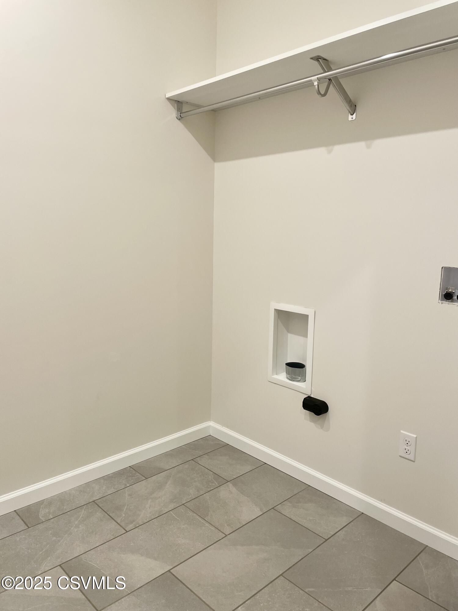 Lewisburg, Pennsylvania 17837, United States, 3 Bedrooms Bedrooms, ,2 BathroomsBathrooms,Residential,Active,21274