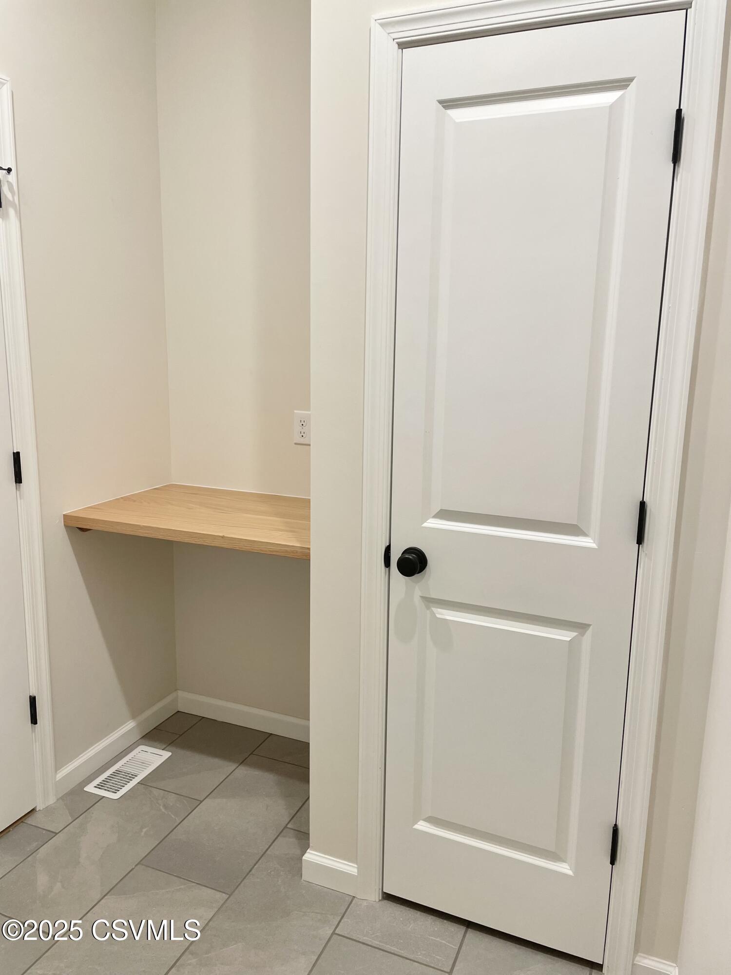 Lewisburg, Pennsylvania 17837, United States, 3 Bedrooms Bedrooms, ,2 BathroomsBathrooms,Residential,Active,21274