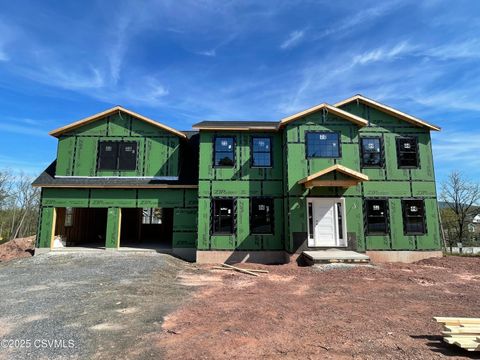 Properties 37 237 HARDSCRABBLE Lane Lewisburg PA 17837