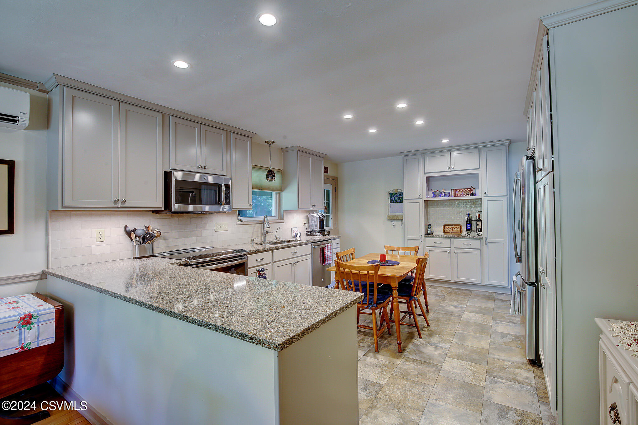 Bloomsburg, Pennsylvania 17815, United States, 3 Bedrooms Bedrooms, ,2 BathroomsBathrooms,Residential,Active,54178