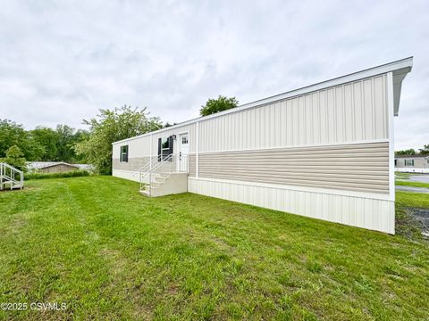 197 Lunar Lane, Milton, PA 17847 - MLS#: 20-100304