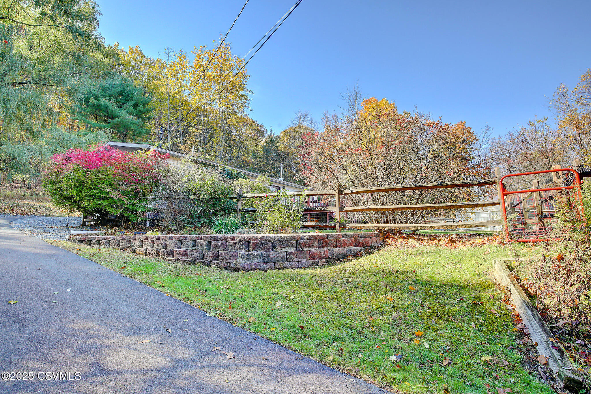 Danville, Pennsylvania 17821, United States, 2 Bedrooms Bedrooms, ,1 BathroomBathrooms,Residential,Active,239501