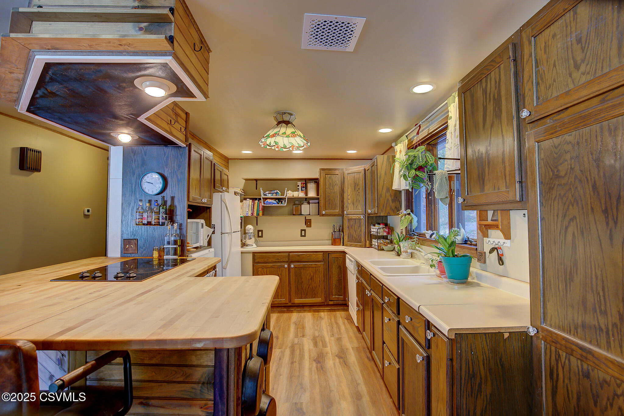 Danville, Pennsylvania 17821, United States, 2 Bedrooms Bedrooms, ,1 BathroomBathrooms,Residential,Active,239501