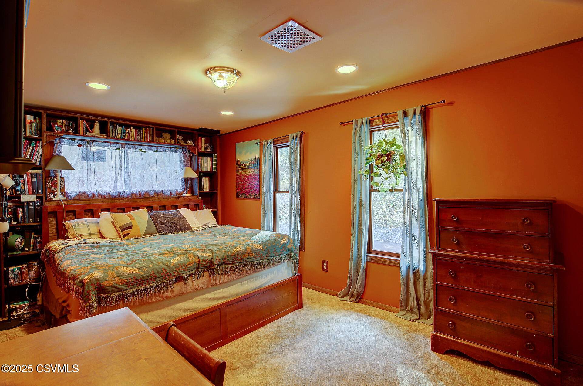 Danville, Pennsylvania 17821, United States, 2 Bedrooms Bedrooms, ,1 BathroomBathrooms,Residential,Active,239501