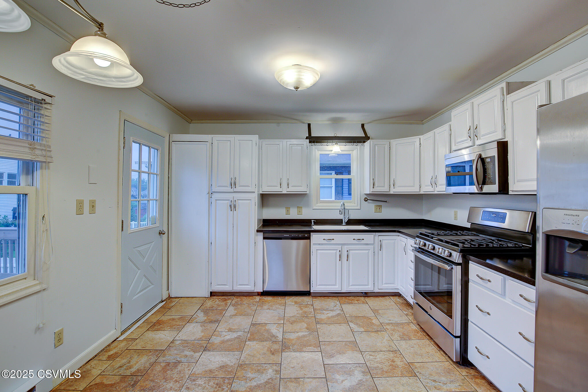 Danville, Pennsylvania 17821, United States, 3 Bedrooms Bedrooms, ,2 BathroomsBathrooms,Residential,Active,163193