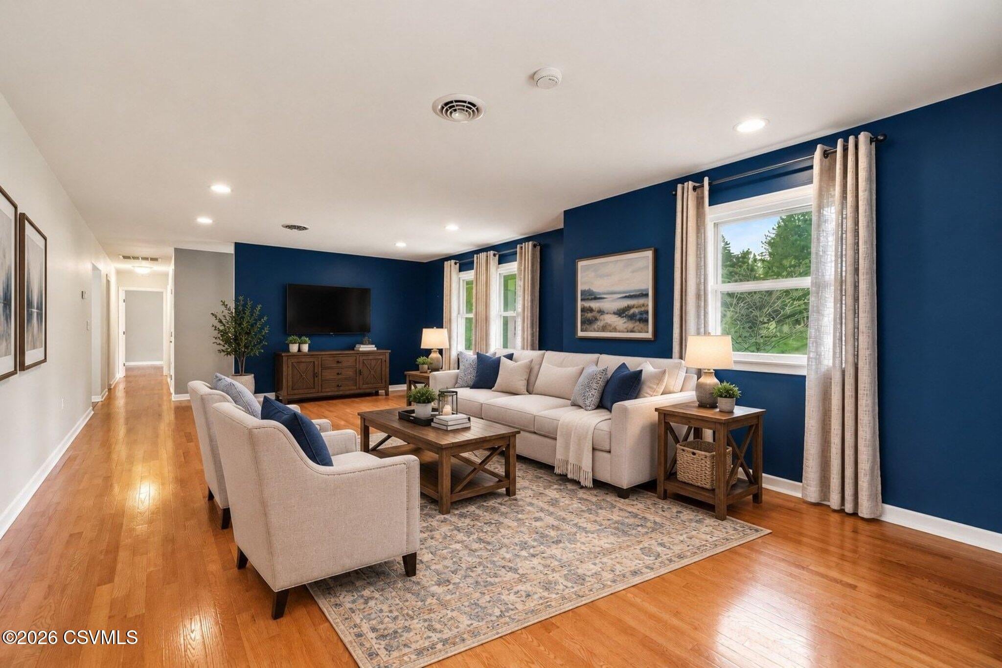 81 hawthorne drive