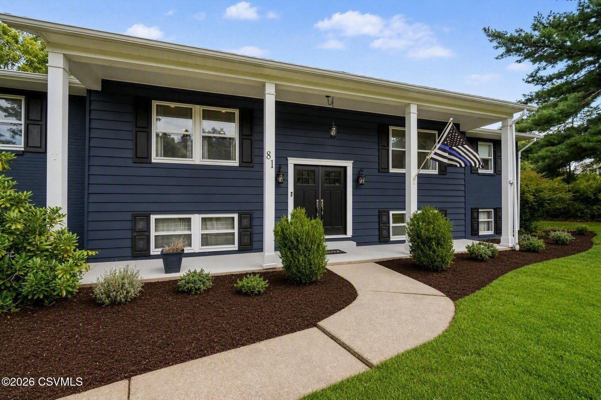 81 hawthorne drive