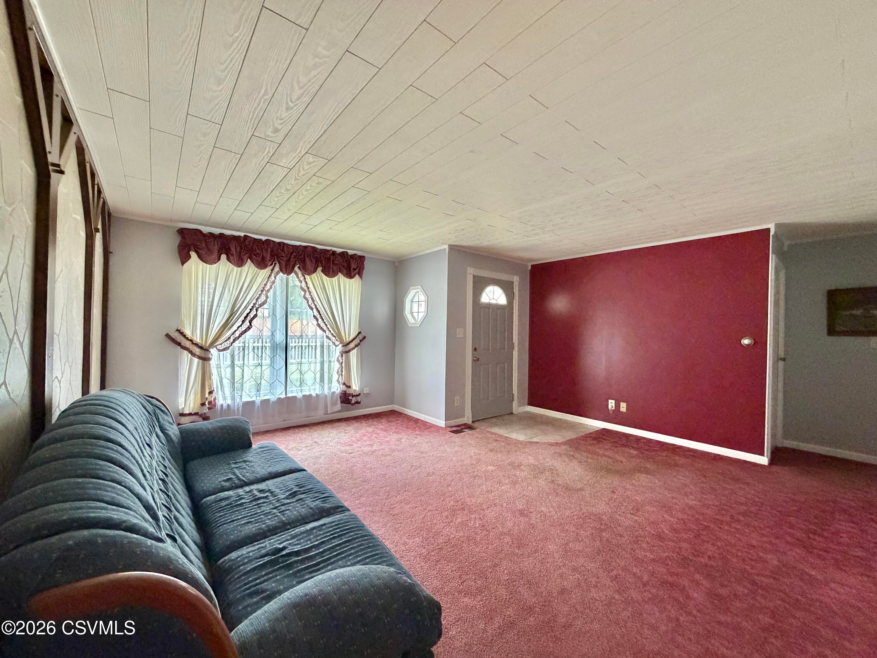 701 N 6TH Street