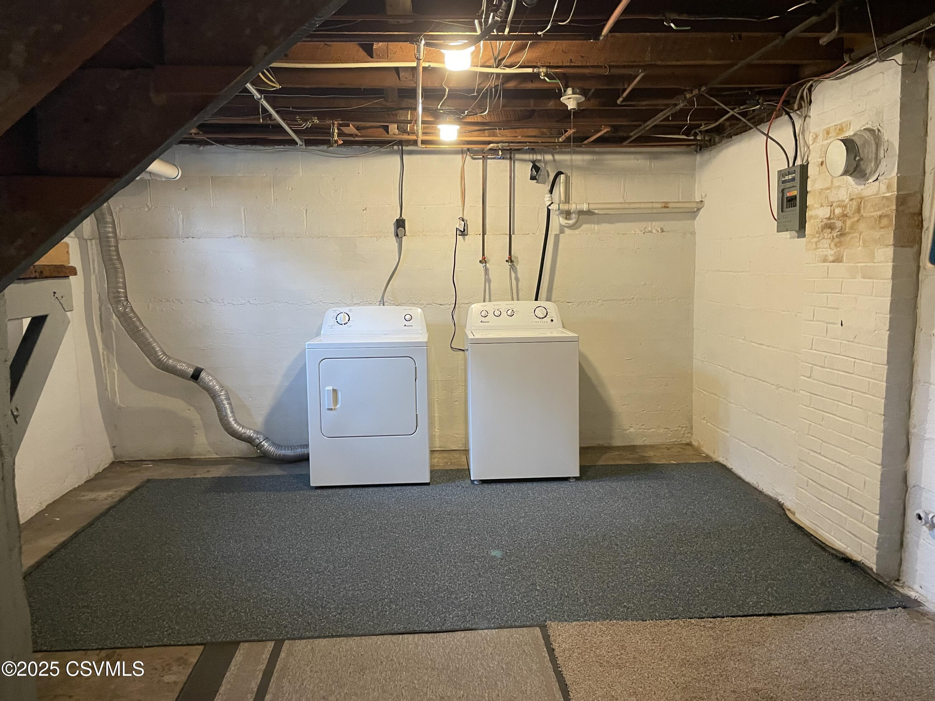 Lewisburg, Pennsylvania 17837, United States, 3 Bedrooms Bedrooms, ,1 BathroomBathrooms,Residential,Active,181808