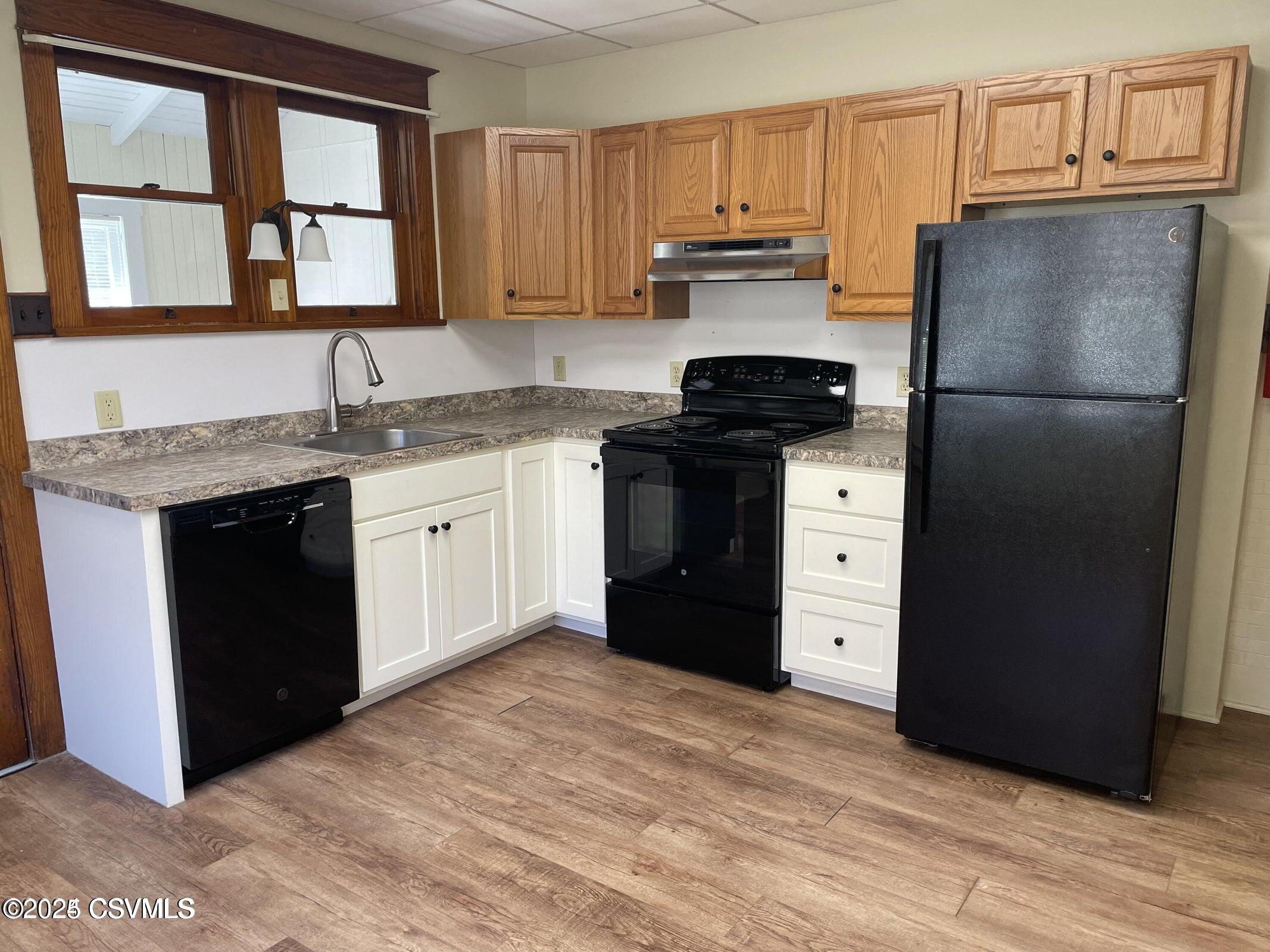 Lewisburg, Pennsylvania 17837, United States, 3 Bedrooms Bedrooms, ,1 BathroomBathrooms,Residential,Active,181808