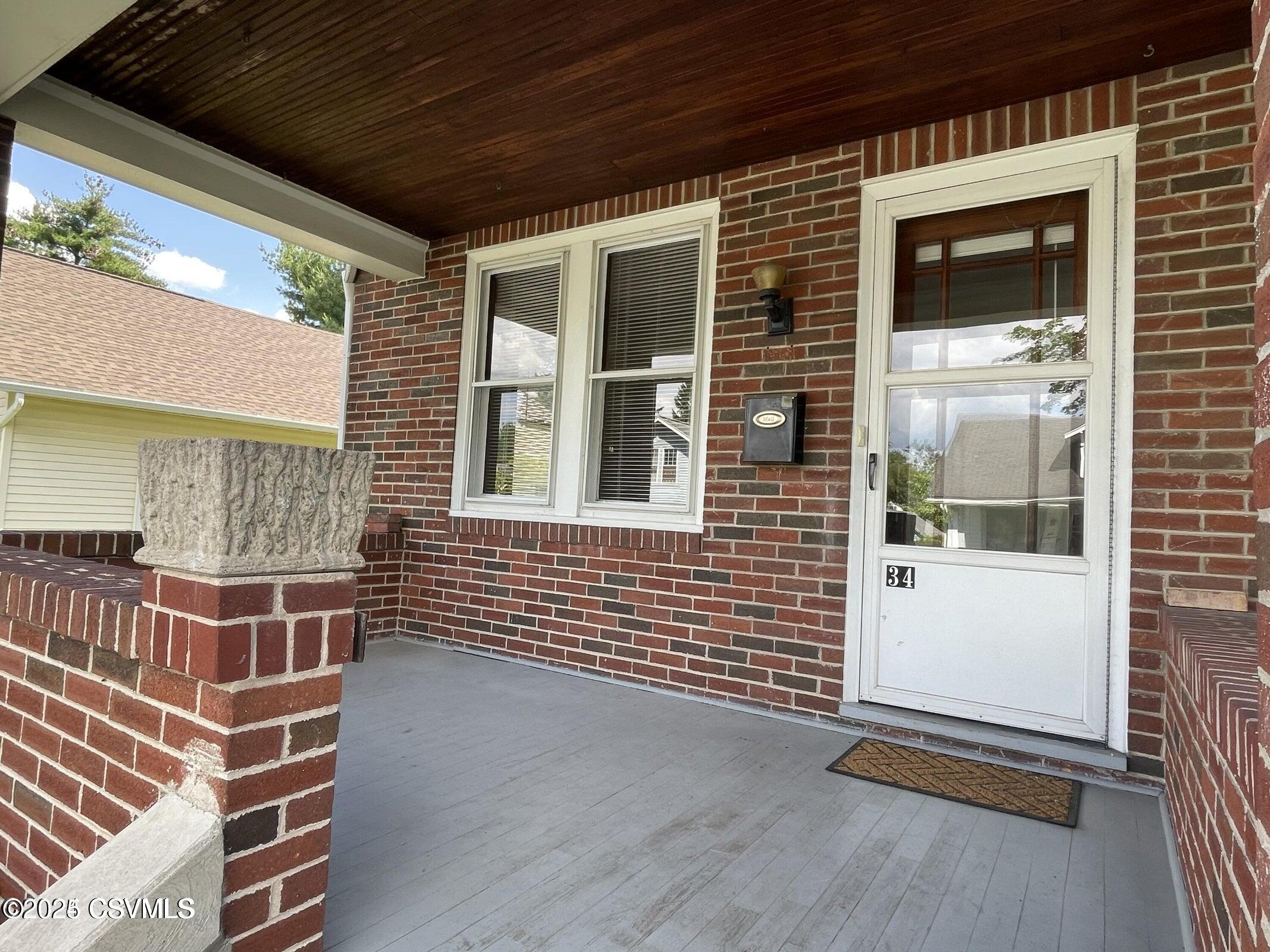 Lewisburg, Pennsylvania 17837, United States, 3 Bedrooms Bedrooms, ,1 BathroomBathrooms,Residential,Active,181808