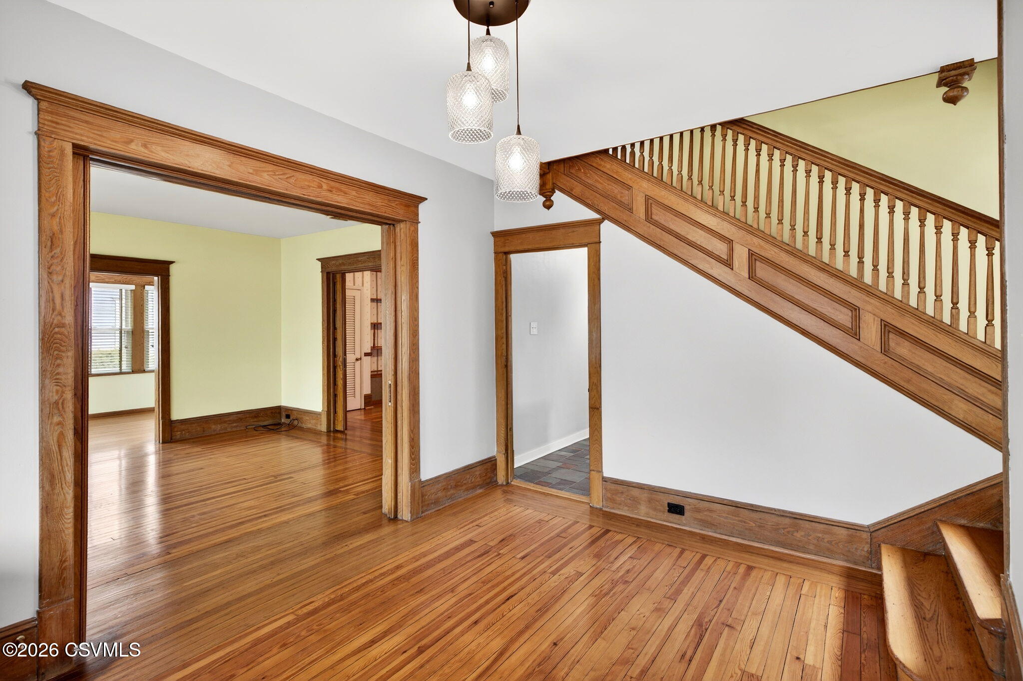 Properties 5 340 E FRONT Street