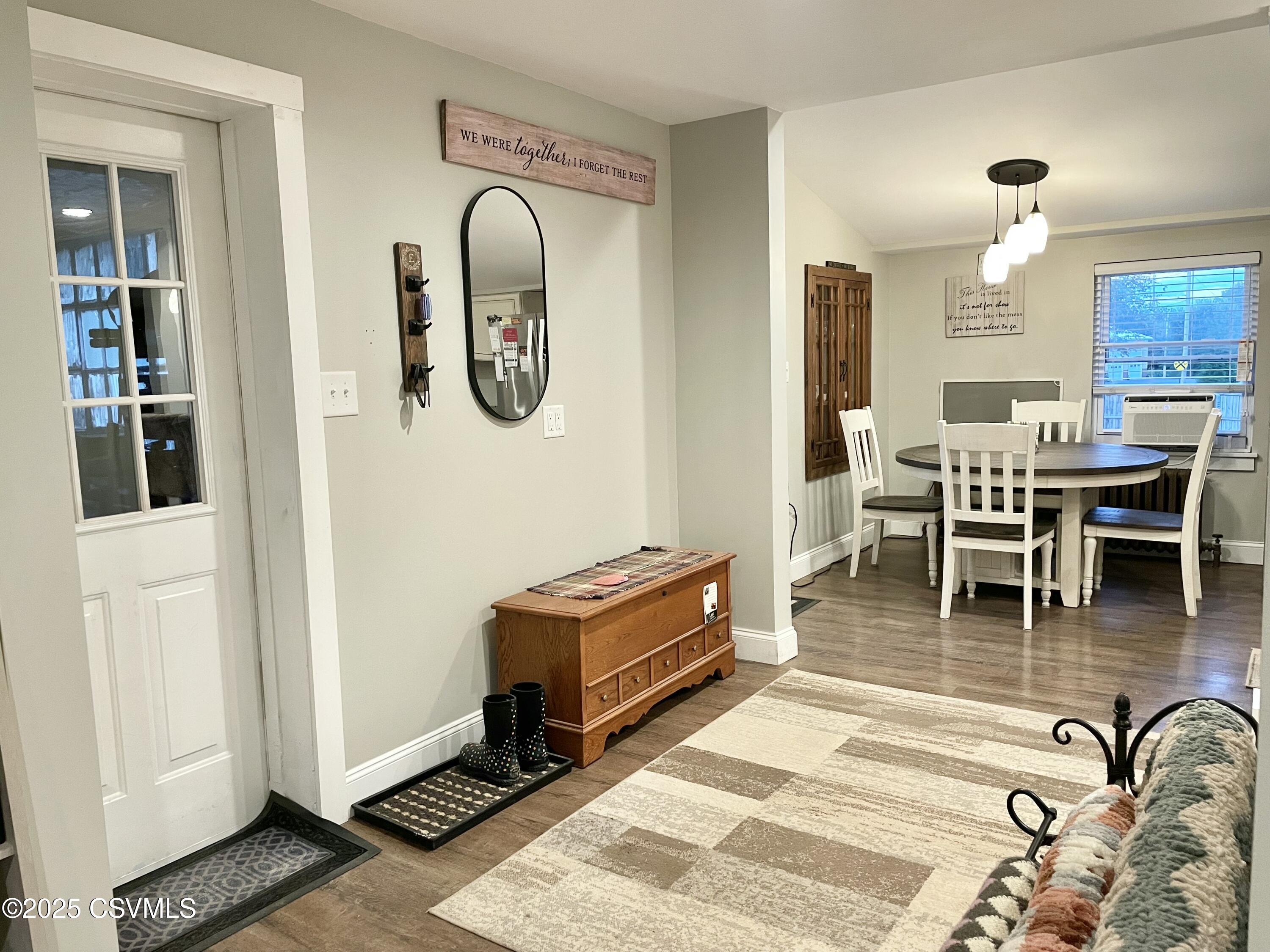 New Columbia, Pennsylvania 17856, United States, 3 Bedrooms Bedrooms, ,2 BathroomsBathrooms,Residential,Active,200938