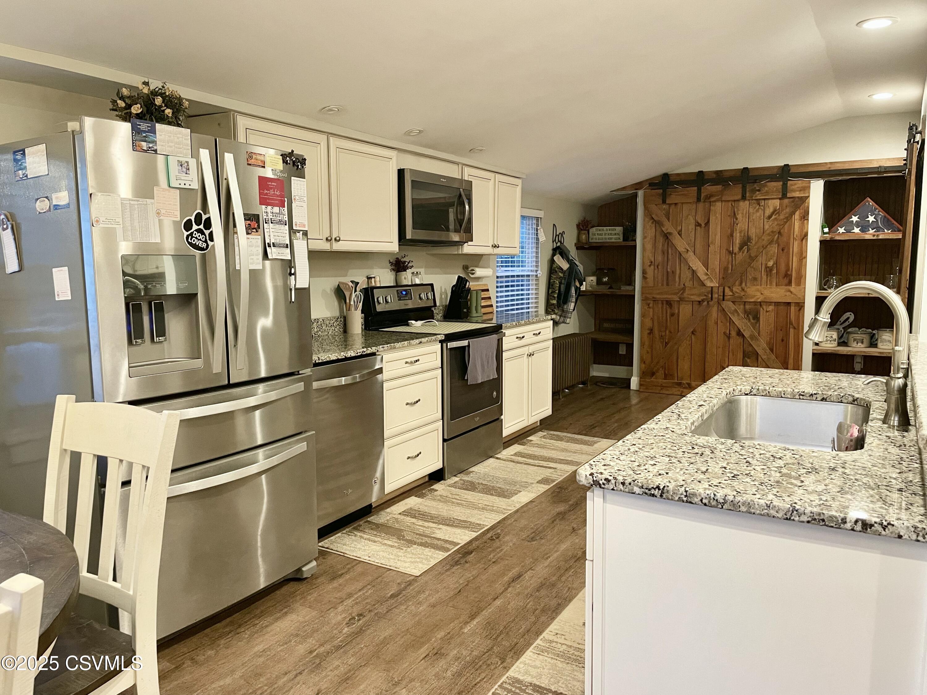 New Columbia, Pennsylvania 17856, United States, 3 Bedrooms Bedrooms, ,2 BathroomsBathrooms,Residential,Active,200938