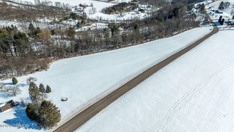 EZZYK Road Berwick PA 18603