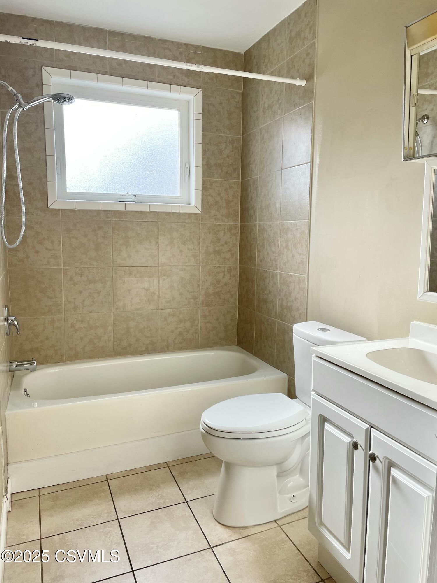 Lewisburg, Pennsylvania 17837, United States, 4 Bedrooms Bedrooms, ,1 BathroomBathrooms,Residential,Active,234798