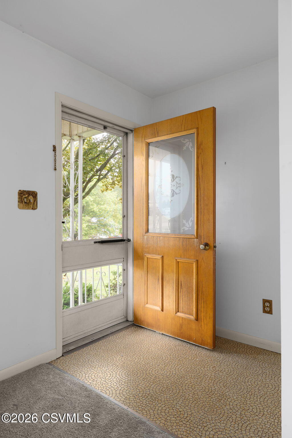 327 avenue a
