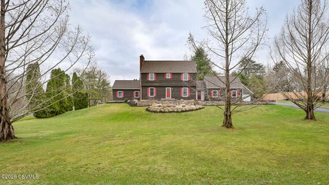 121 OXFORD Drive Lewisburg PA 17837