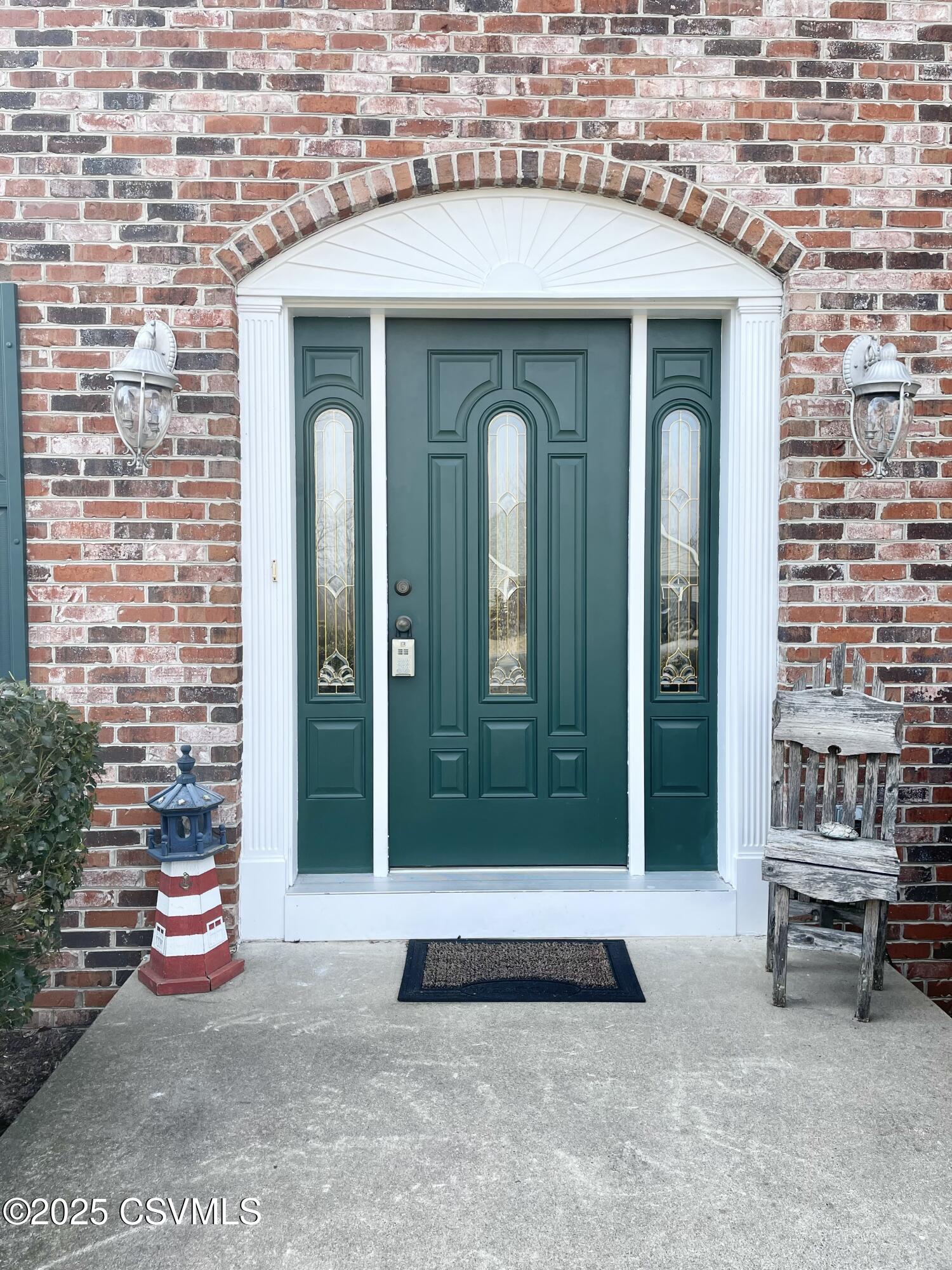 Lewisburg, Pennsylvania 17837, United States, 4 Bedrooms Bedrooms, ,3 BathroomsBathrooms,Residential,Active,82818