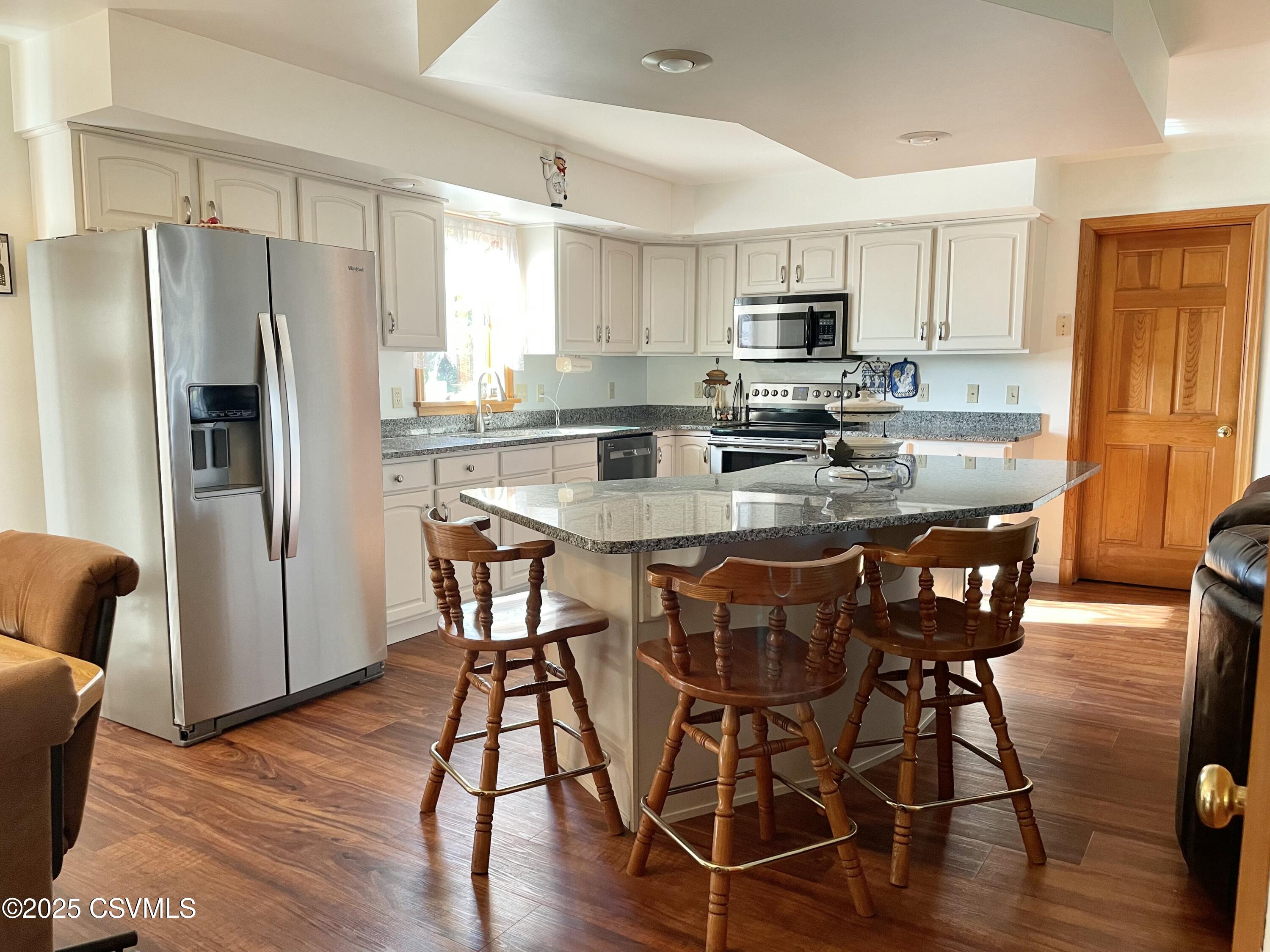 Lewisburg, Pennsylvania 17837, United States, 4 Bedrooms Bedrooms, ,3 BathroomsBathrooms,Residential,Active,82818